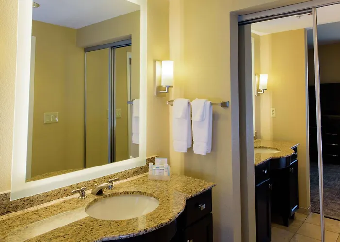 Homewood By Hilton Phoenix Fashion Center 3*