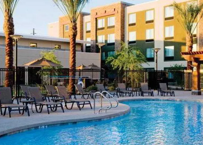 Homewood By Hilton Phoenix Fashion Center Hotel 3*
